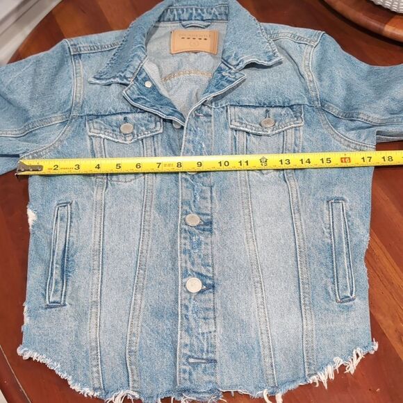 Blank NYC Raw Hem Cropped Distressed Denim Jacket Sz S - Picture 9 of 11